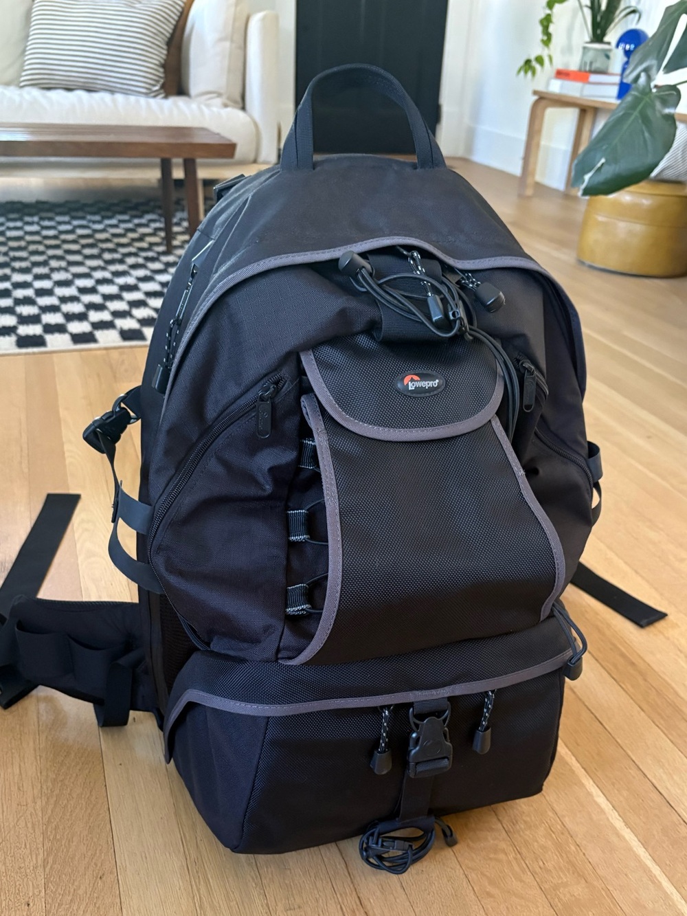 *LIKE NEW* LowePro Compurover AW Photography Backpack